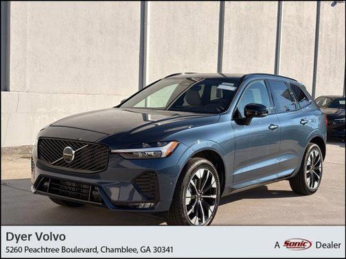 2026 Volvo XC60 B5 Plus