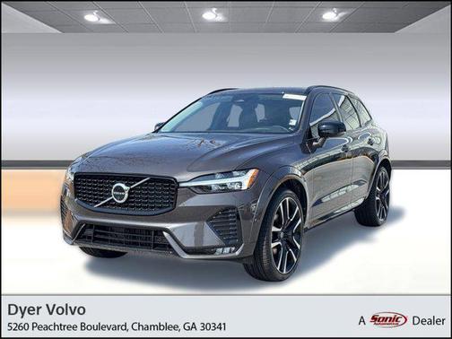 Platinum Grey Metallic 2023 Volvo XC60 B5 Ultimate Dark Theme
