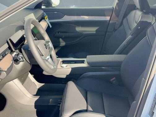 2025 Volvo EX90 Plus, Twin Motor Performance, Fully electric, 7 Seats