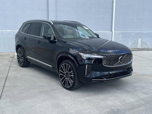 2025 Volvo XC90 B6 Ultra