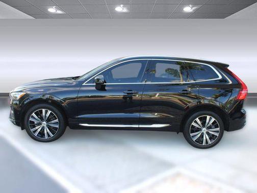 2023 Volvo XC60 B5 Plus Bright Theme