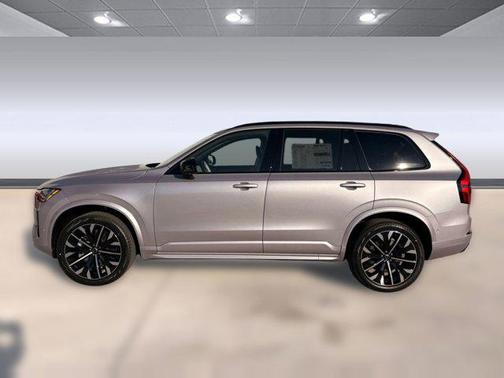 2026 Volvo XC90 B6 Ultra Dark Theme 7-Seater