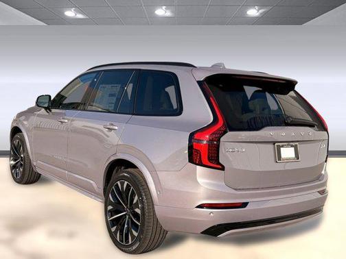 2026 Volvo XC90 B6 Ultra Dark Theme 7-Seater