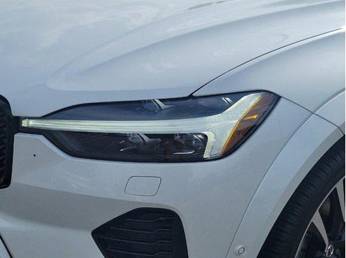 2025 Volvo XC60 Plug-In Hybrid T8 Ultra