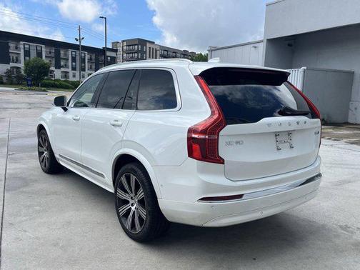 2024 Volvo XC90 B6 Plus Bright Theme 7-Seater
