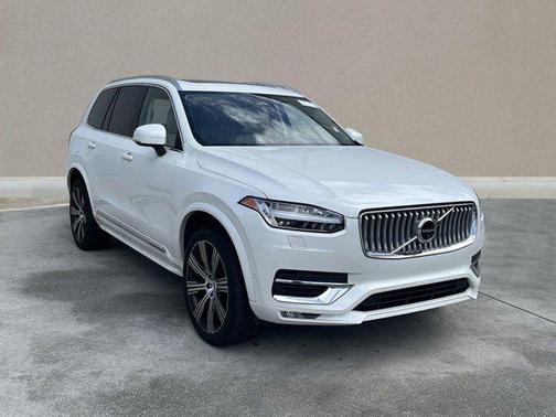 2024 Volvo XC90 B6 Plus Bright Theme 7-Seater