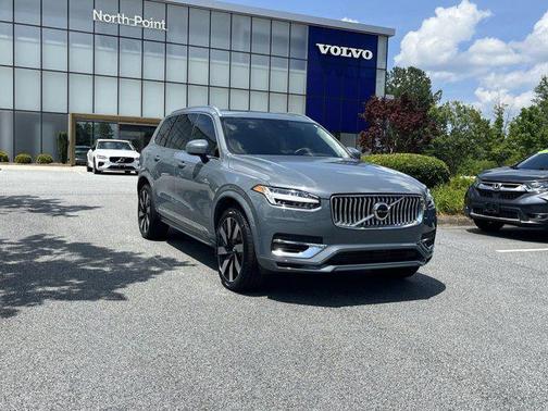 2023 Volvo XC90 Recharge Plug-In Hybrid T8 Plus 6-Seater