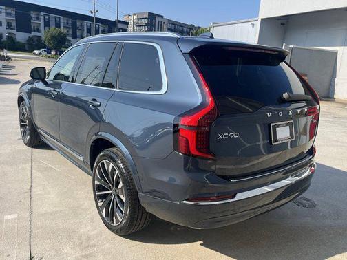 2026 Volvo XC90 B6 Plus 7-Seater