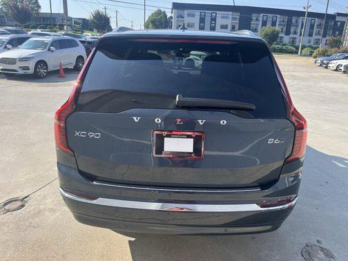 2026 Volvo XC90 B6 Plus 7-Seater