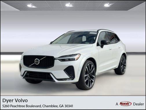 2023 Volvo XC60 B5 Ultimate Dark Theme