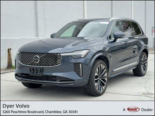 2025 Volvo XC90 B5 Plus 7-Seater