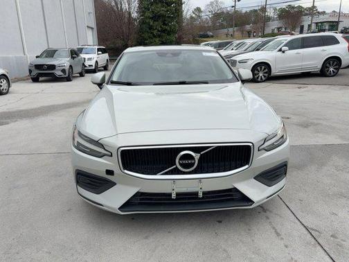 2019 Volvo S60 T5 Momentum