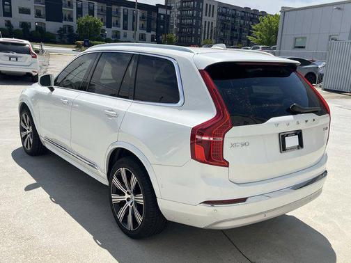 2022 Volvo XC90 T6 Inscription