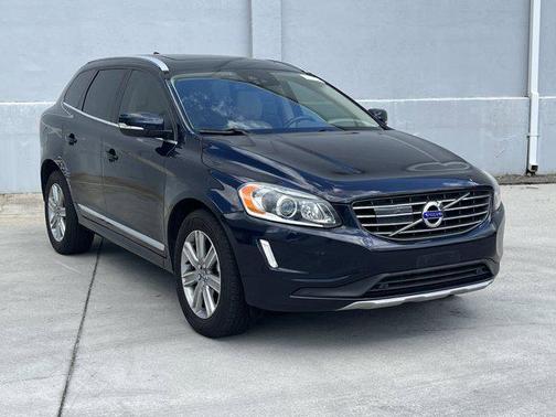 2016 Volvo XC60 T6 Drive-E Platinum
