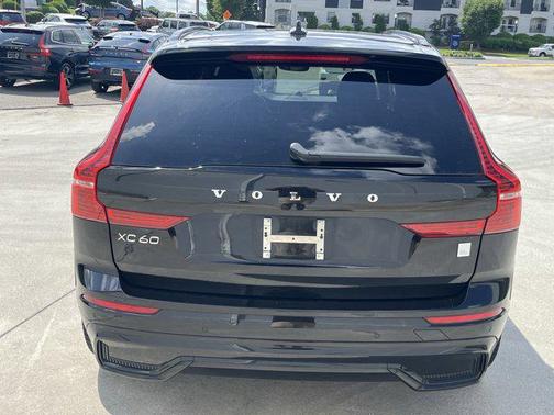 2022 Volvo XC60 Recharge Plug-In Hybrid T8 Polestar