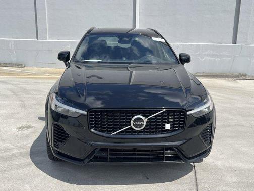 2022 Volvo XC60 Recharge Plug-In Hybrid T8 Polestar