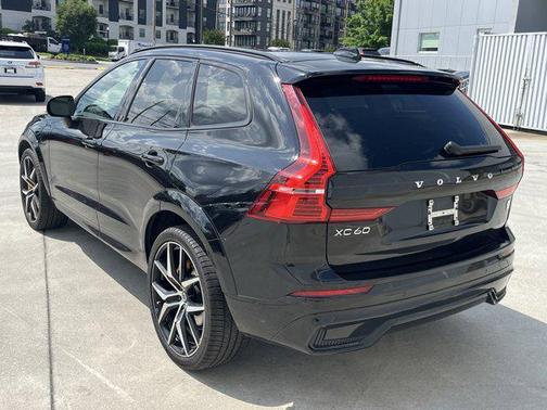 2022 Volvo XC60 Recharge Plug-In Hybrid T8 Polestar