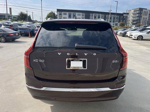 2026 Volvo XC90 B5 Core