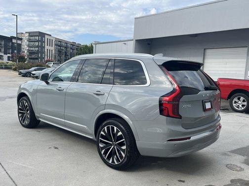2026 Volvo XC90 B5 Core