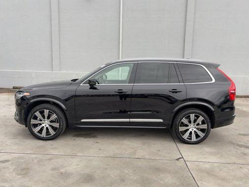 2024 Volvo XC90 B5 Plus Bright Theme