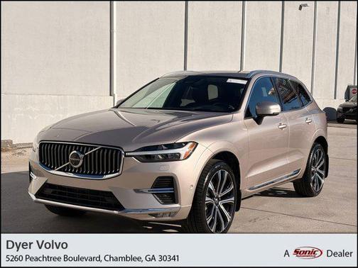 2023 Volvo XC60 B5 Ultimate Bright Theme