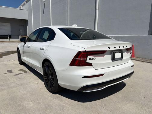 Crystal White Metallic 2024 Volvo S60 B5 Plus Black Edition