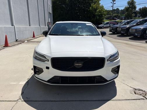 Crystal White Metallic 2024 Volvo S60 B5 Plus Black Edition