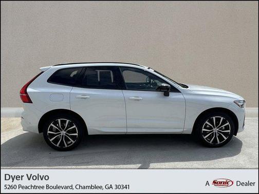 2025 Volvo XC60 B5 Plus