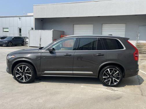 2023 Volvo XC90 B6 Plus 6-Seater