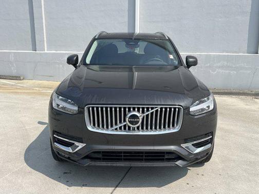 2023 Volvo XC90 B6 Plus 6-Seater