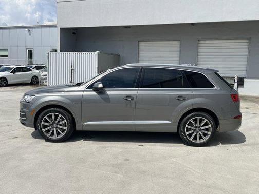 2018 Audi Q7 2.0T Premium Plus