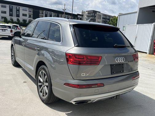 2018 Audi Q7 2.0T Premium Plus