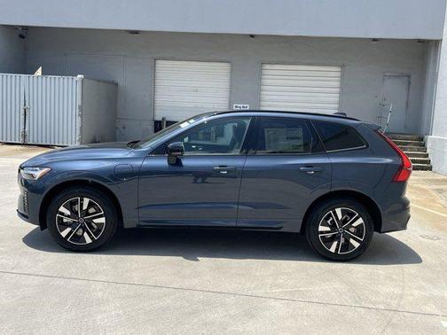 2026 Volvo XC60 Plug-In Hybrid T8 Core