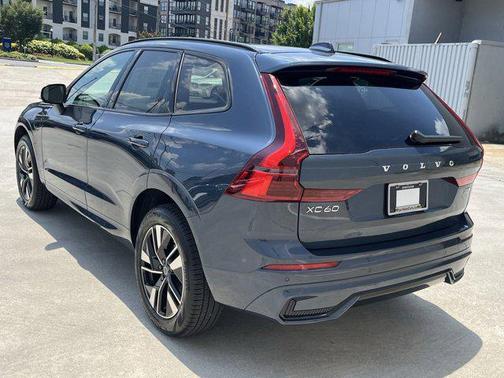 2026 Volvo XC60 Plug-In Hybrid T8 Core