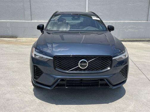 2026 Volvo XC60 Plug-In Hybrid T8 Core