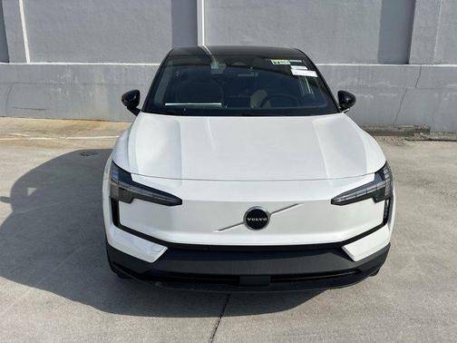 2025 Volvo EX30 Twin Motor Plus