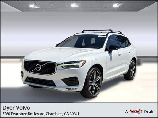 Crystal White Metallic 2020 Volvo XC60 T5 R-Design