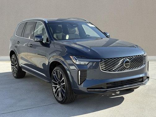 2026 Volvo XC90 B6 Plus 6-Seater