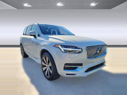 2024 Volvo XC90 Recharge Plug-In Hybrid T8 Plus Bright Theme 7-Seater