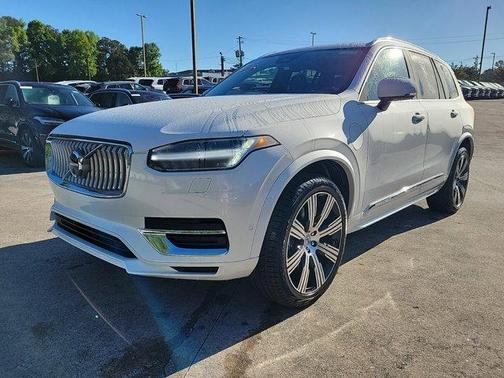 2024 Volvo XC90 Recharge Plug-In Hybrid T8 Plus Bright Theme 7-Seater