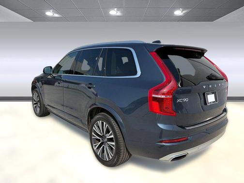 2020 Volvo XC90 T5 Momentum