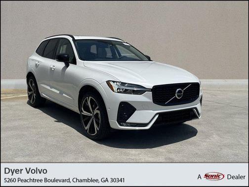 2025 Volvo XC60 B5 Ultra