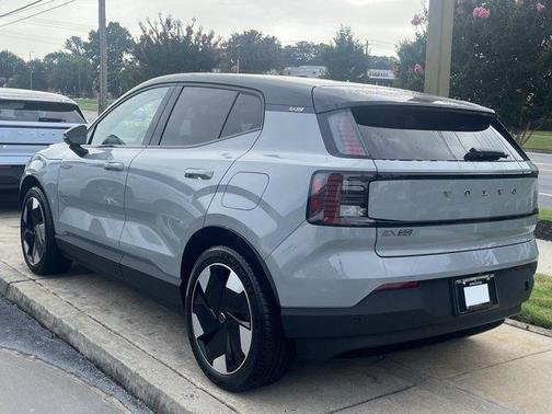 2025 Volvo EX30 Twin Motor Plus