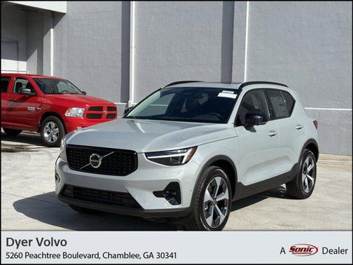 2026 Volvo XC40 B5 Plus