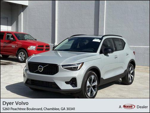 2026 Volvo XC40 B5 Plus