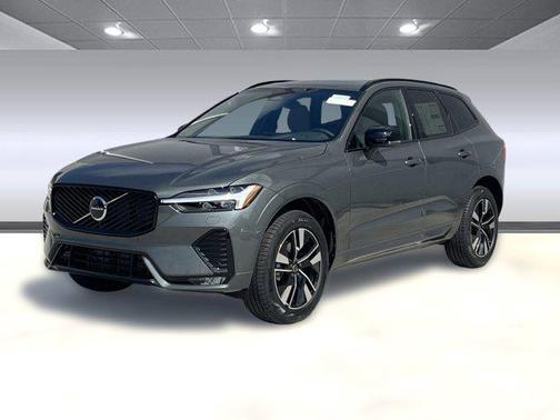2026 Volvo XC60 B5 Core