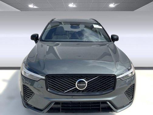 2026 Volvo XC60 B5 Core