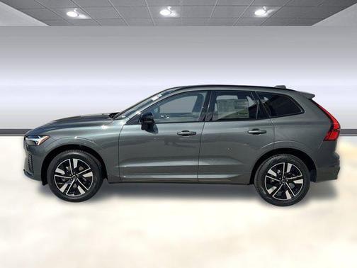 2026 Volvo XC60 B5 Core