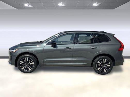 2026 Volvo XC60 B5 Core