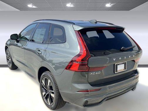 2026 Volvo XC60 B5 Core